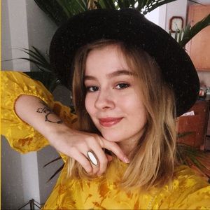 Meet your Posher, Kaelyn